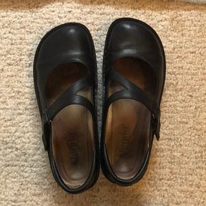 Alegria Black Shoes